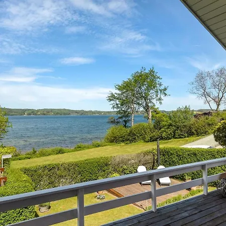 Tini - 50m To The Fjord By Interhome Dom wakacyjny *