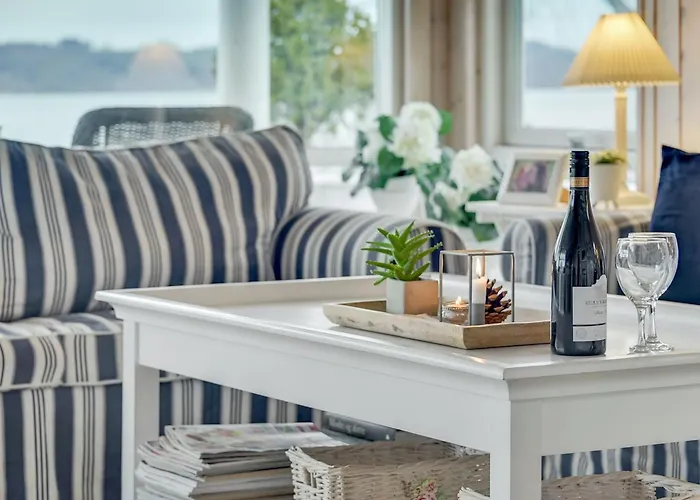 Tini - 50m To The Fjord By Interhome *