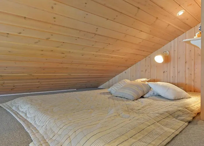 Tini - 50m To The Fjord By Interhome Feriehus